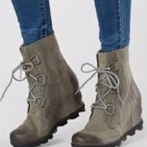 SOREL WOMEN'S JOAN OF ARCTIC WEDGE II WATERPROOF BOOTS LEATHER LACE UP